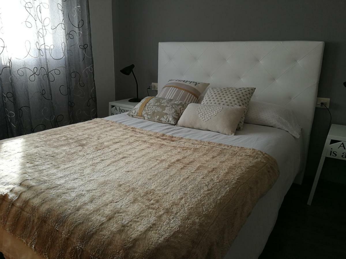 Piso Camino De Santiago Apartment Sarria Bagian luar foto